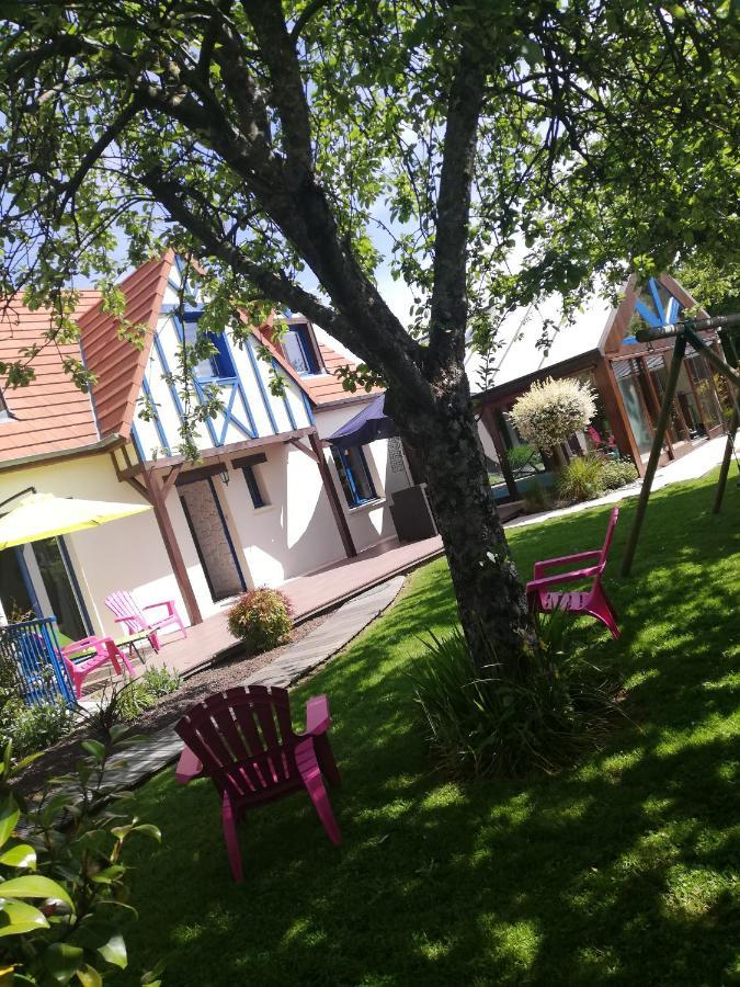 Maison Avec Piscine Et Sauna A Vire Exteriér fotografie